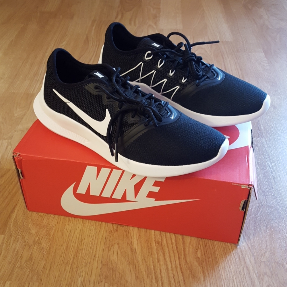 Nike VTR Sneakers